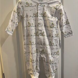 Kissy Kissy White and Green Patterned Footie